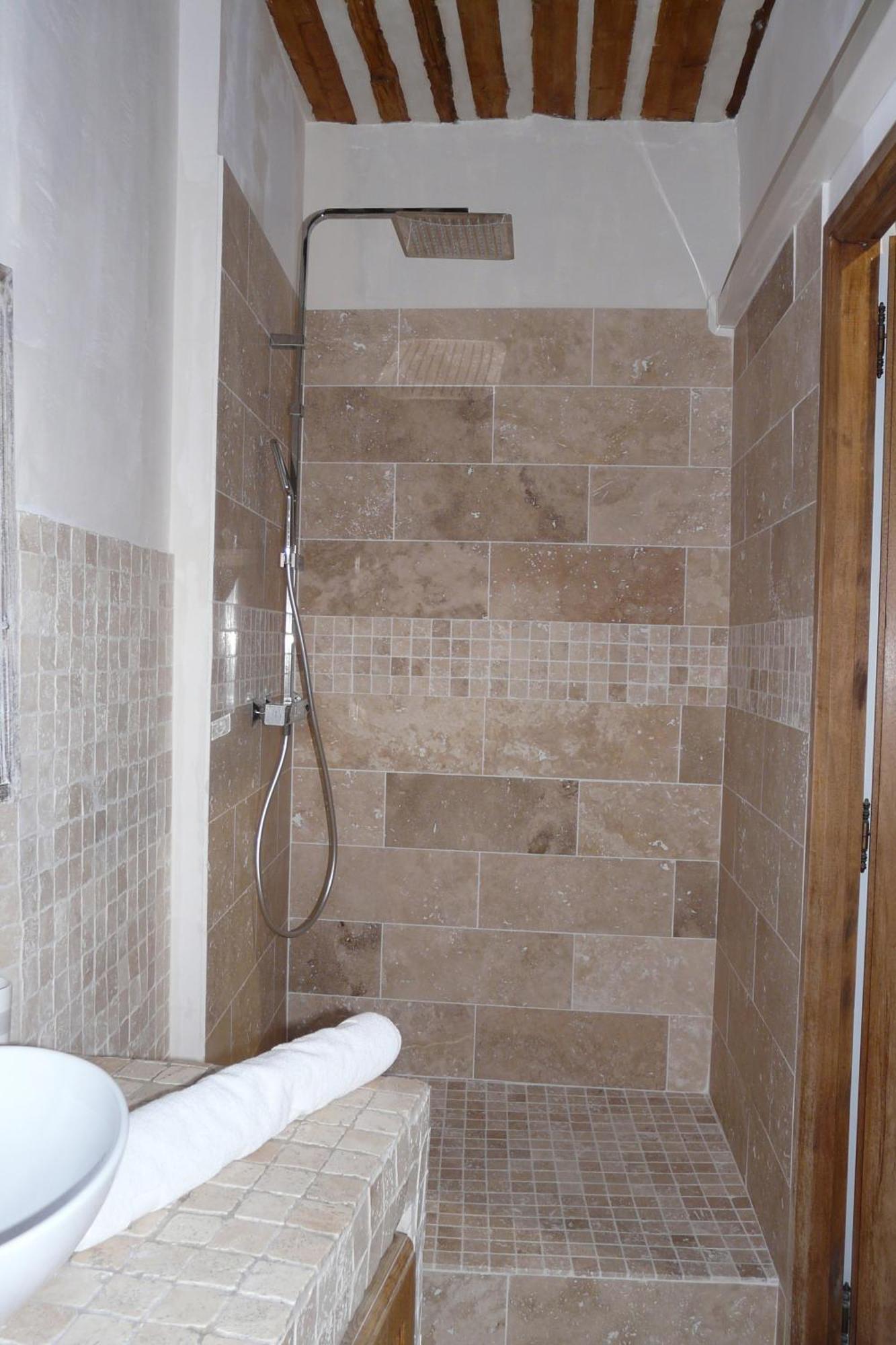 Duplex En Plein Centre Apartment L'Isle-sur-la-Sorgue Ngoại thất bức ảnh