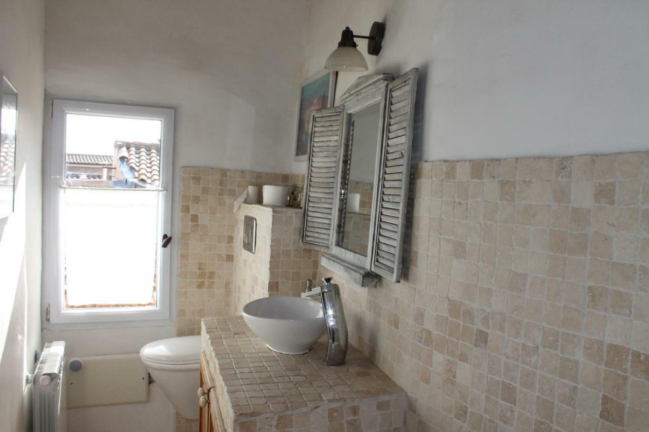 Duplex En Plein Centre Apartment L'Isle-sur-la-Sorgue Ngoại thất bức ảnh
